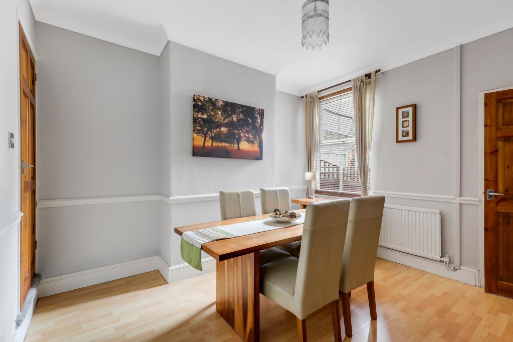 Broomhill Road, Nottingham, NG6