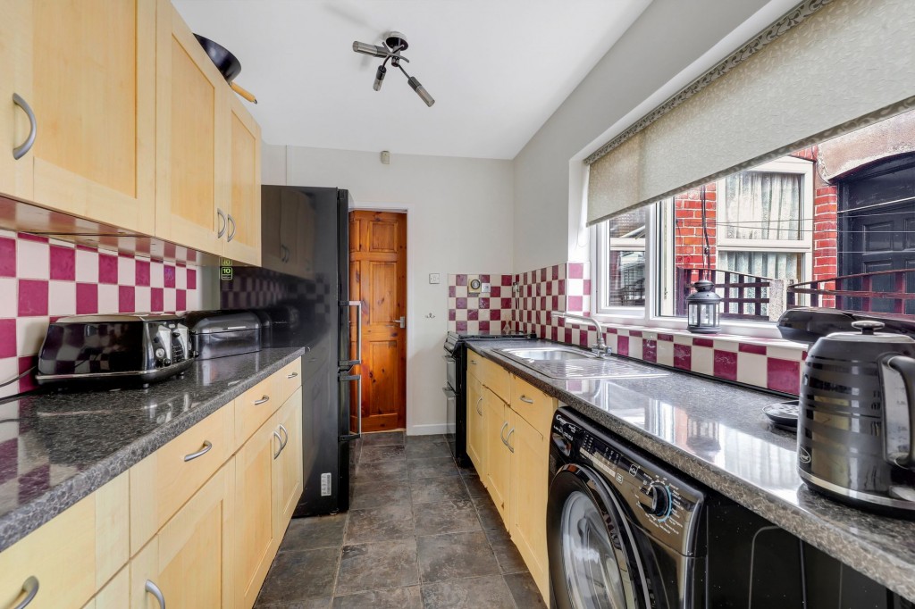 Broomhill Road, Nottingham, NG6