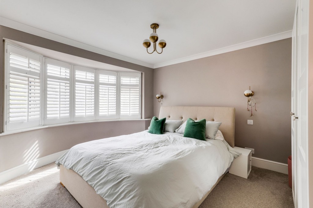 Douglas Avenue, Carlton, NG4