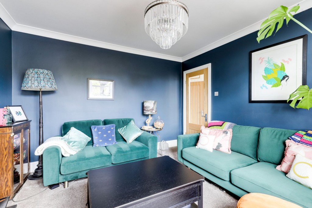 Douglas Avenue, Carlton, NG4