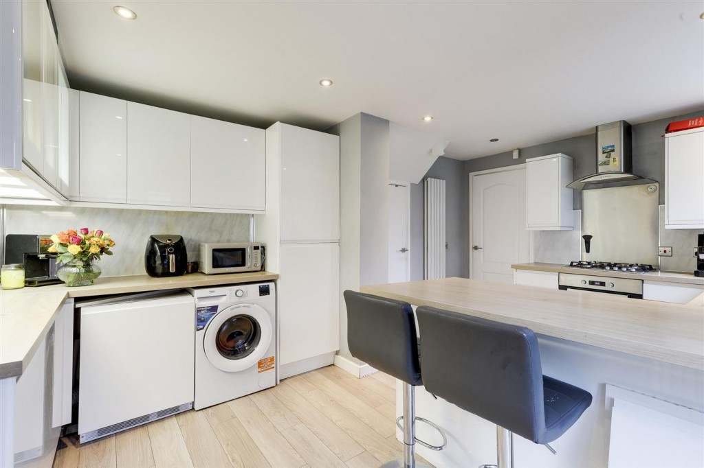 Bloomsbury Drive, Nuthall, NG16