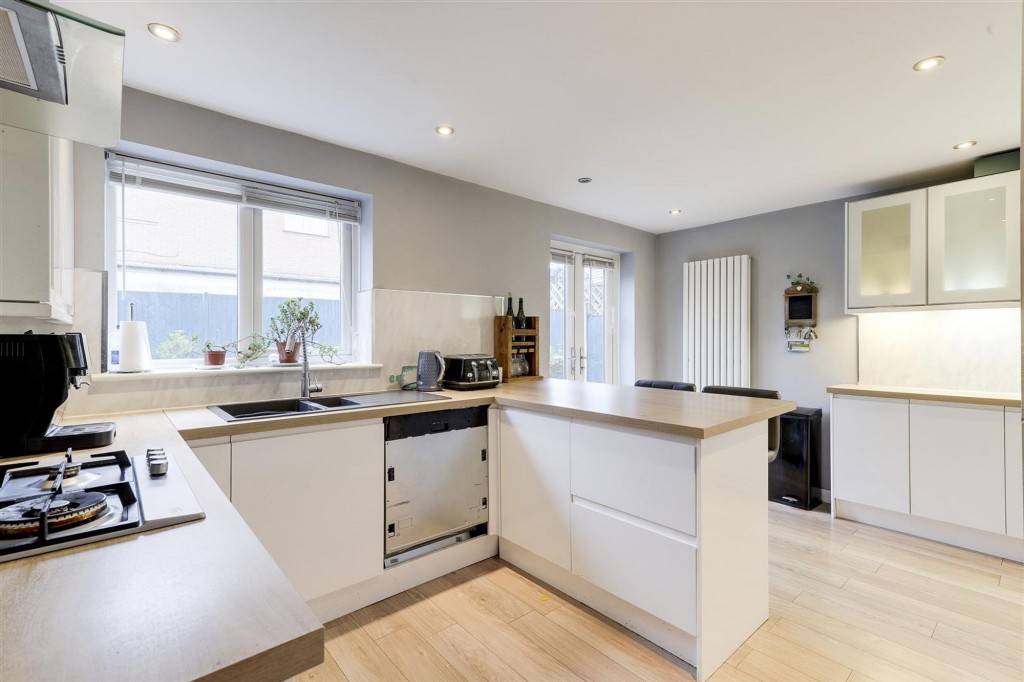 Bloomsbury Drive, Nuthall, NG16