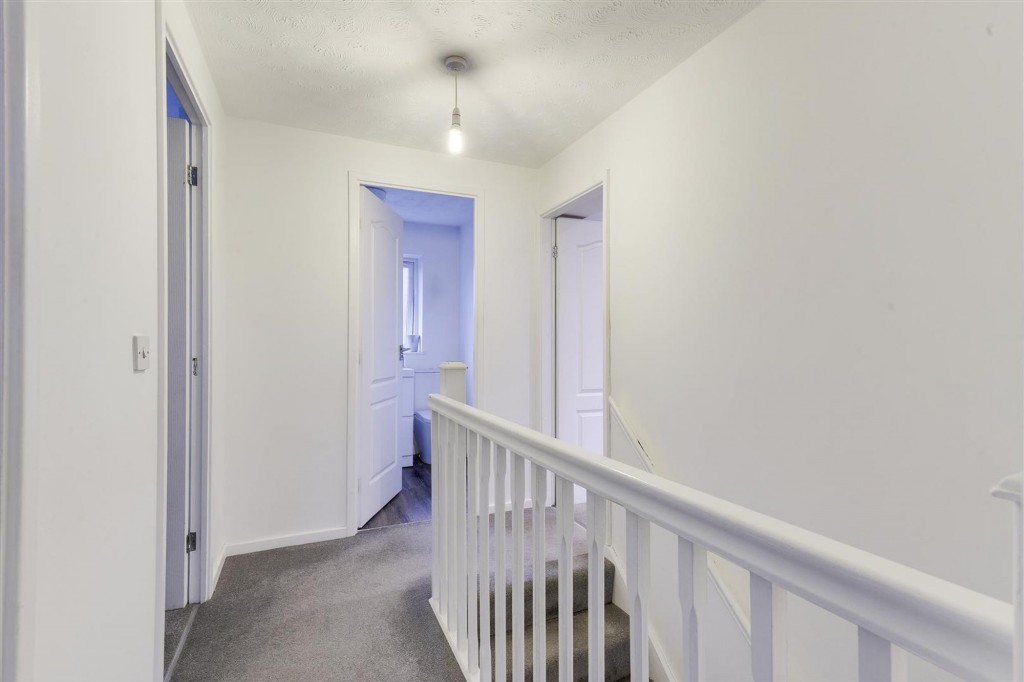 Bloomsbury Drive, Nuthall, NG16