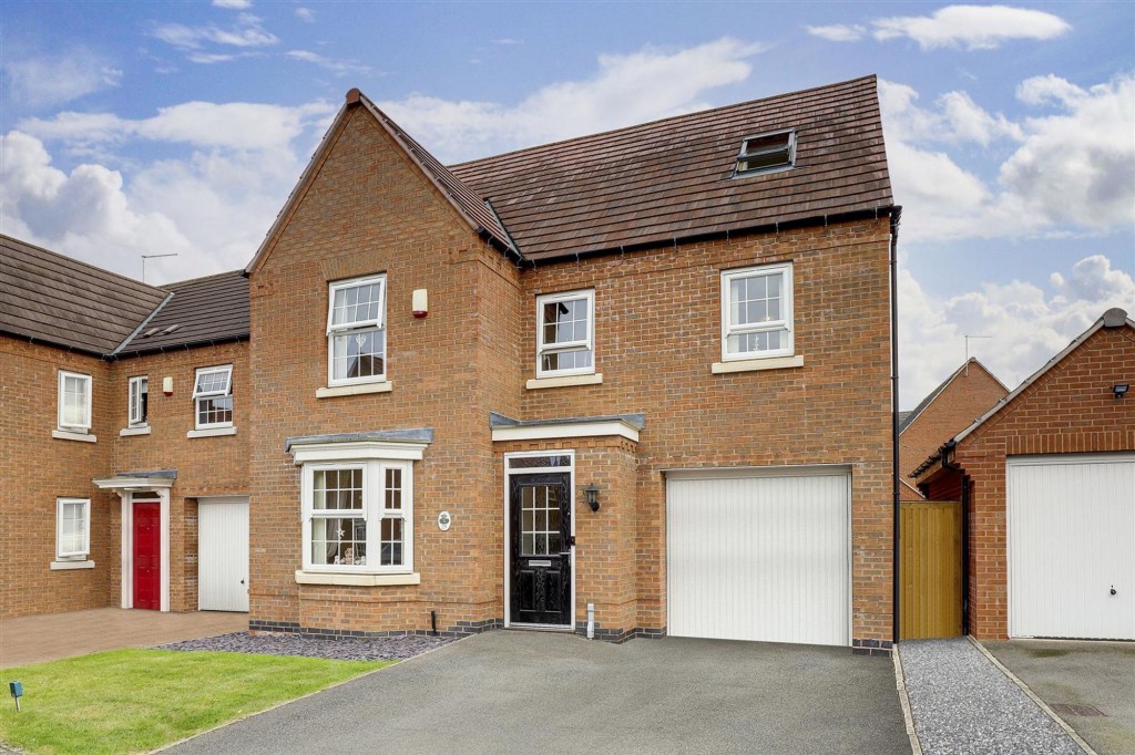 Hobben Crescent, Hucknall, NG15