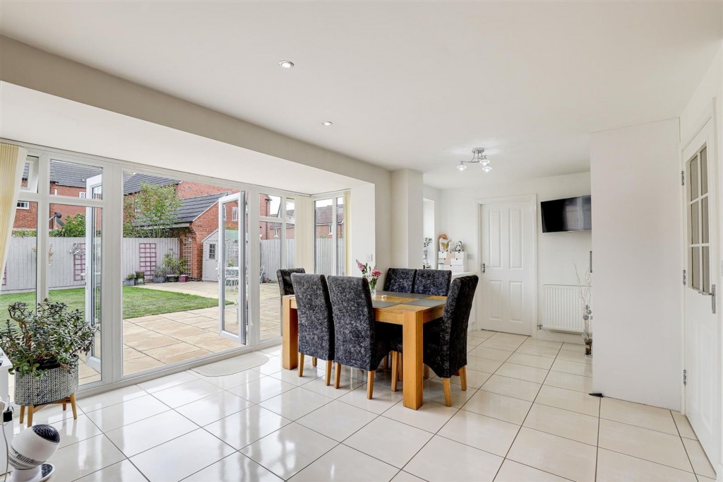 Hobben Crescent, Hucknall, NG15