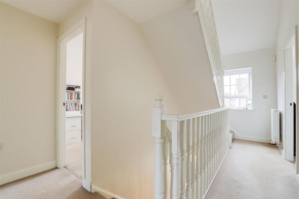 Hobben Crescent, Hucknall, NG15