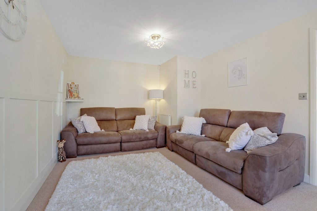 Hobben Crescent, Hucknall, NG15