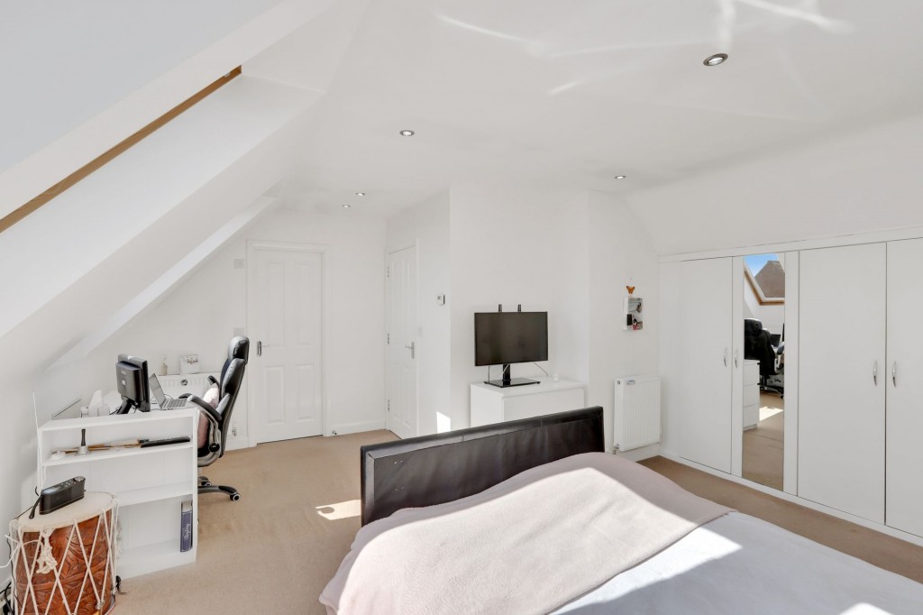 Hobben Crescent, Hucknall, NG15