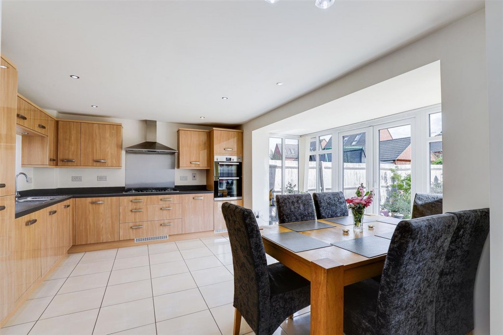 Hobben Crescent, Hucknall, NG15