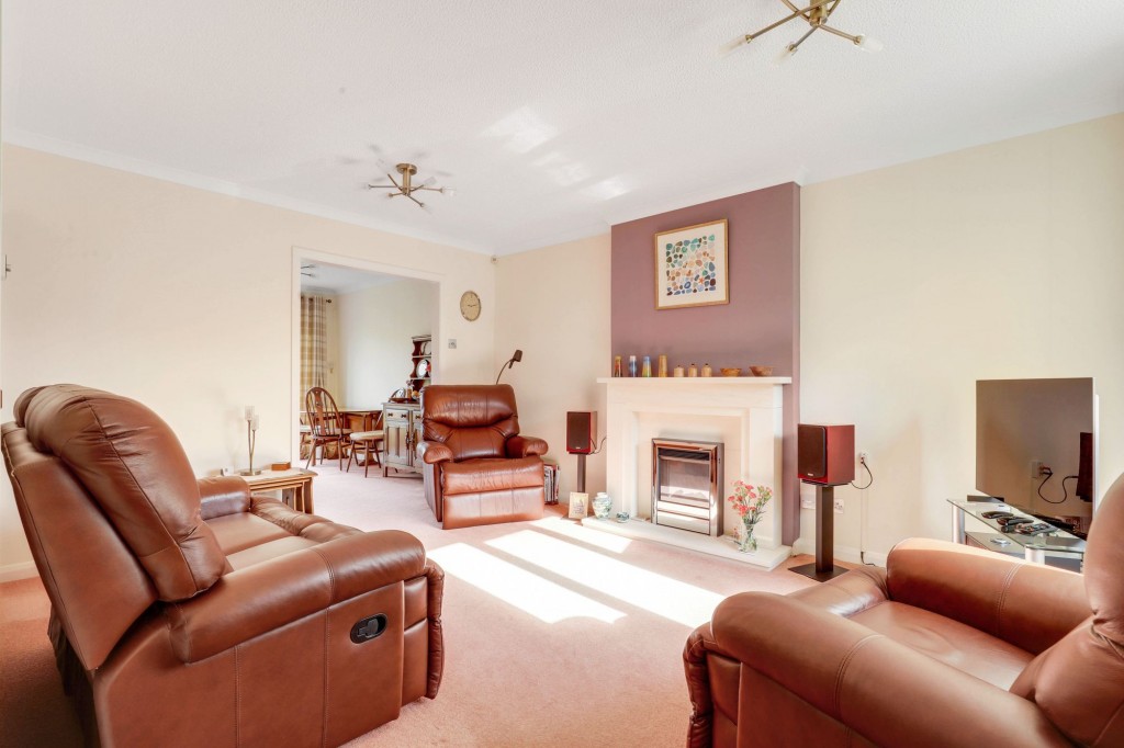 Farm Avenue, Hucknall, NG15