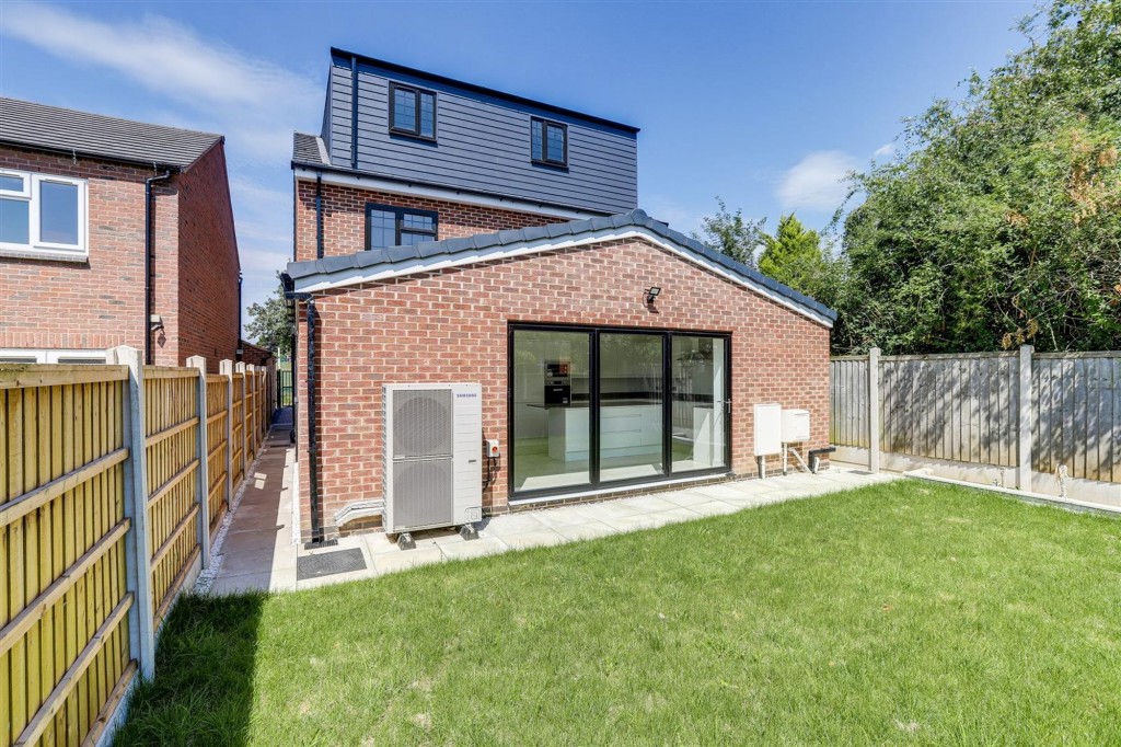 Old Bar Close, Nottingham, NG6