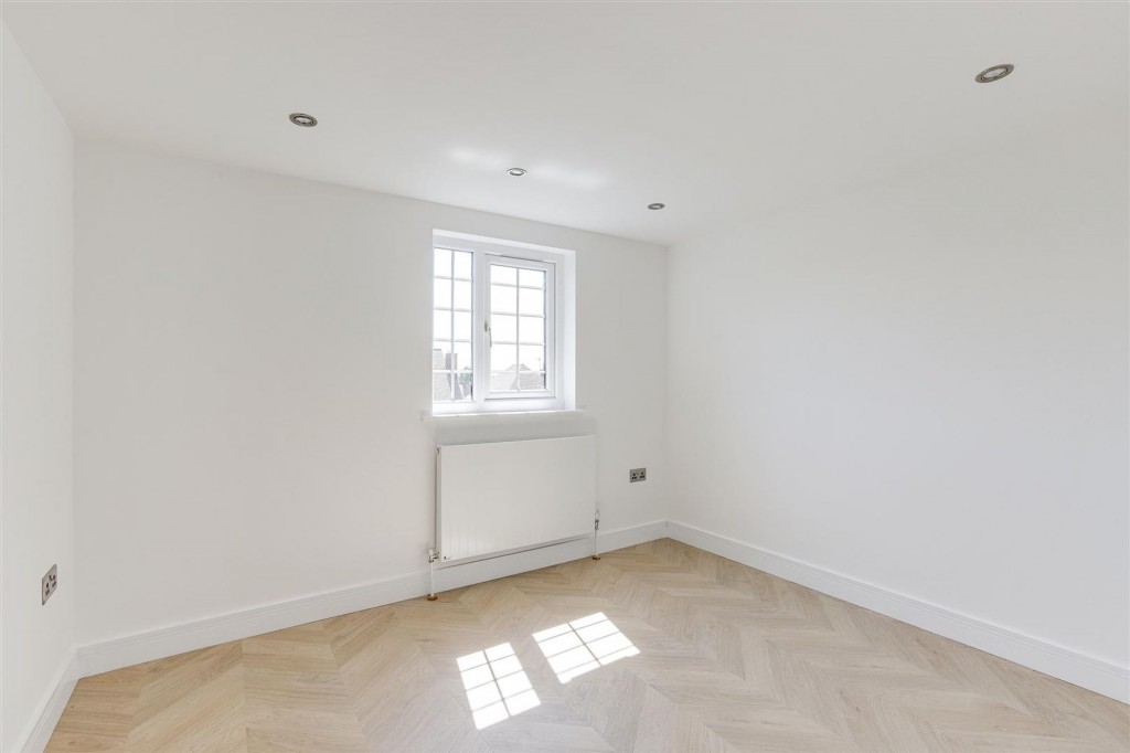 Old Bar Close, Nottingham, NG6