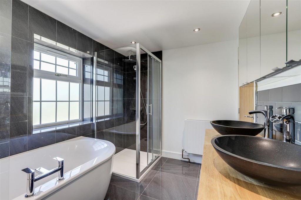 Old Bar Close, Nottingham, NG6