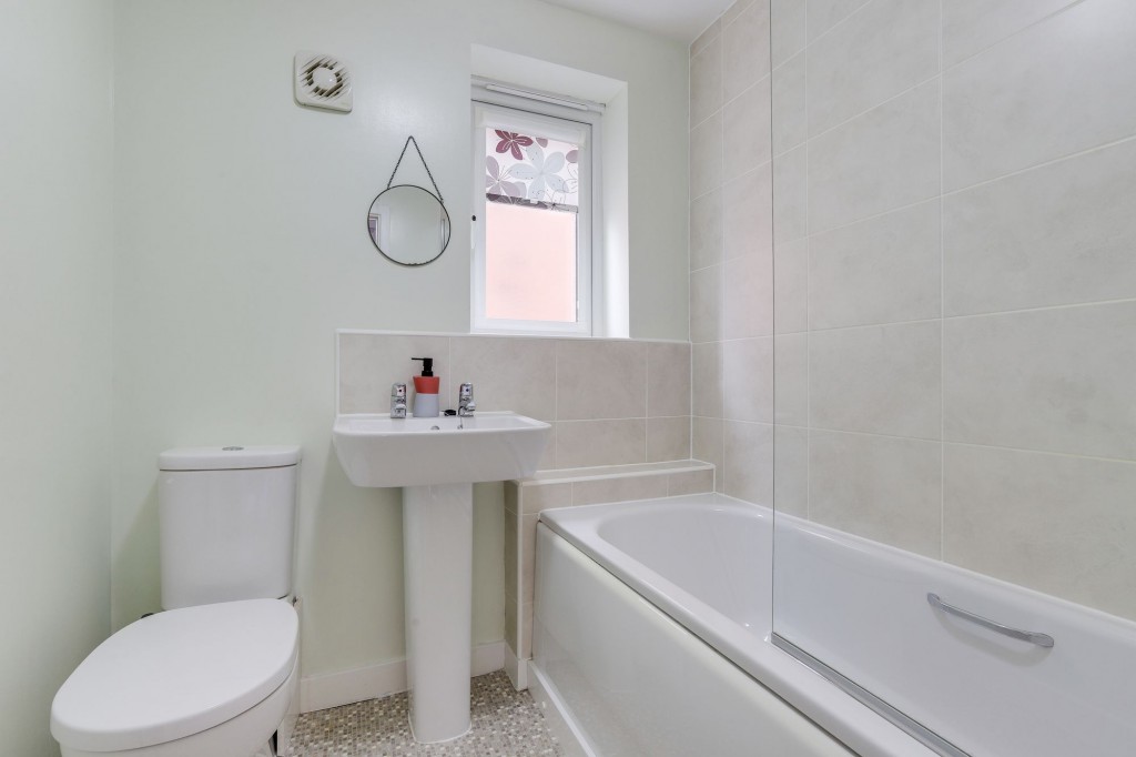 Lewis Crescent, Annesley, NG15