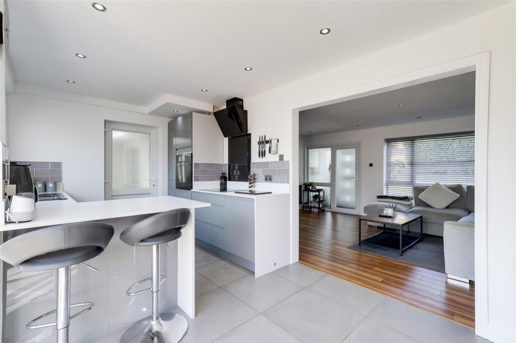 Southcliffe Road, Carlton, NG4