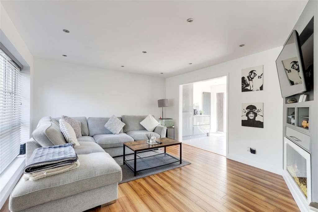 Southcliffe Road, Carlton, NG4