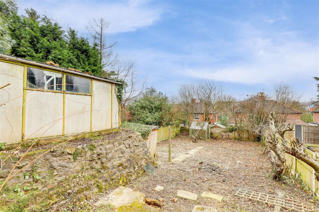 Costock Avenue, Nottingham, NG5