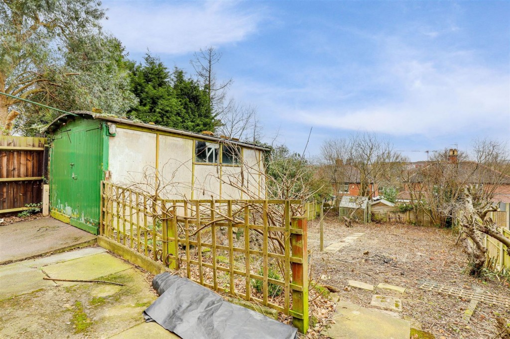 Costock Avenue, Nottingham, NG5