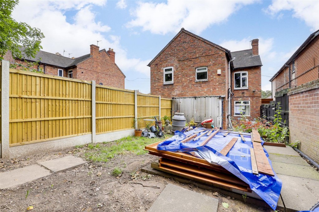 Redhill Road, Arnold, NG5