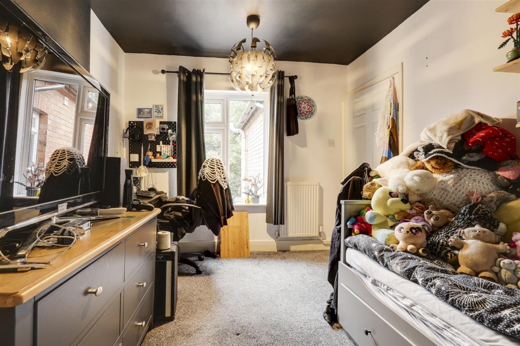 Redhill Road, Arnold, NG5