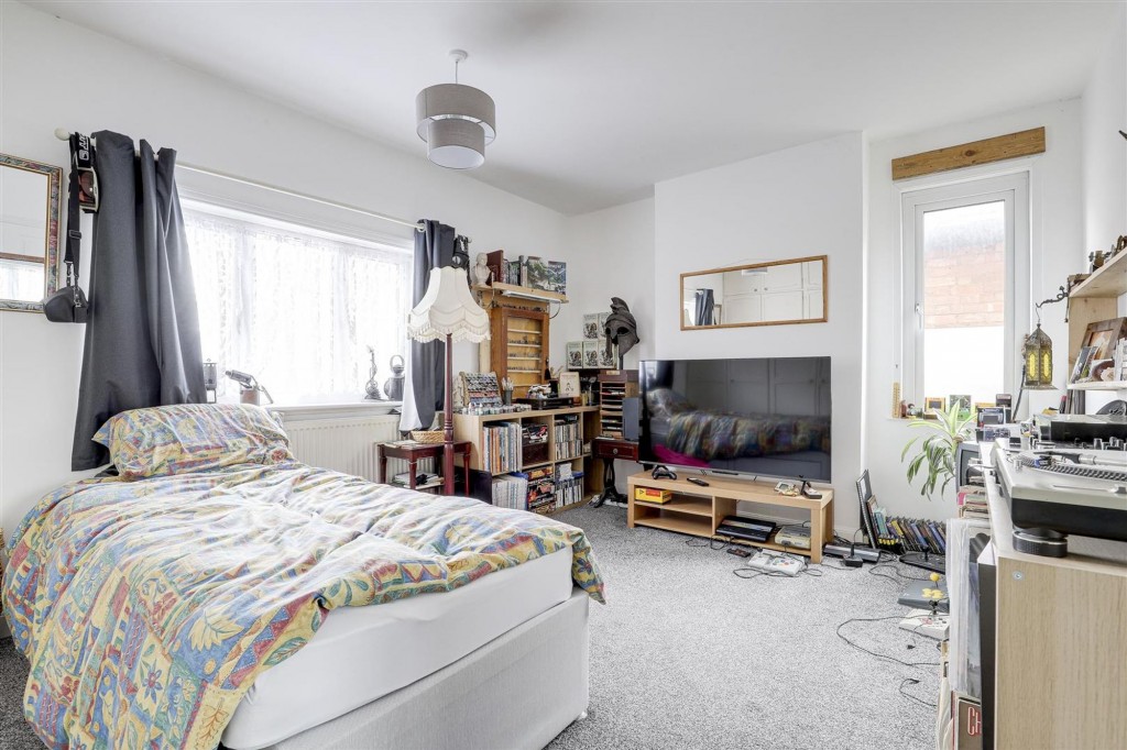 Redhill Road, Arnold, NG5