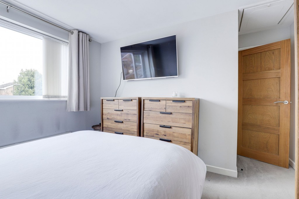 Standhill Avenue, Carlton, NG4