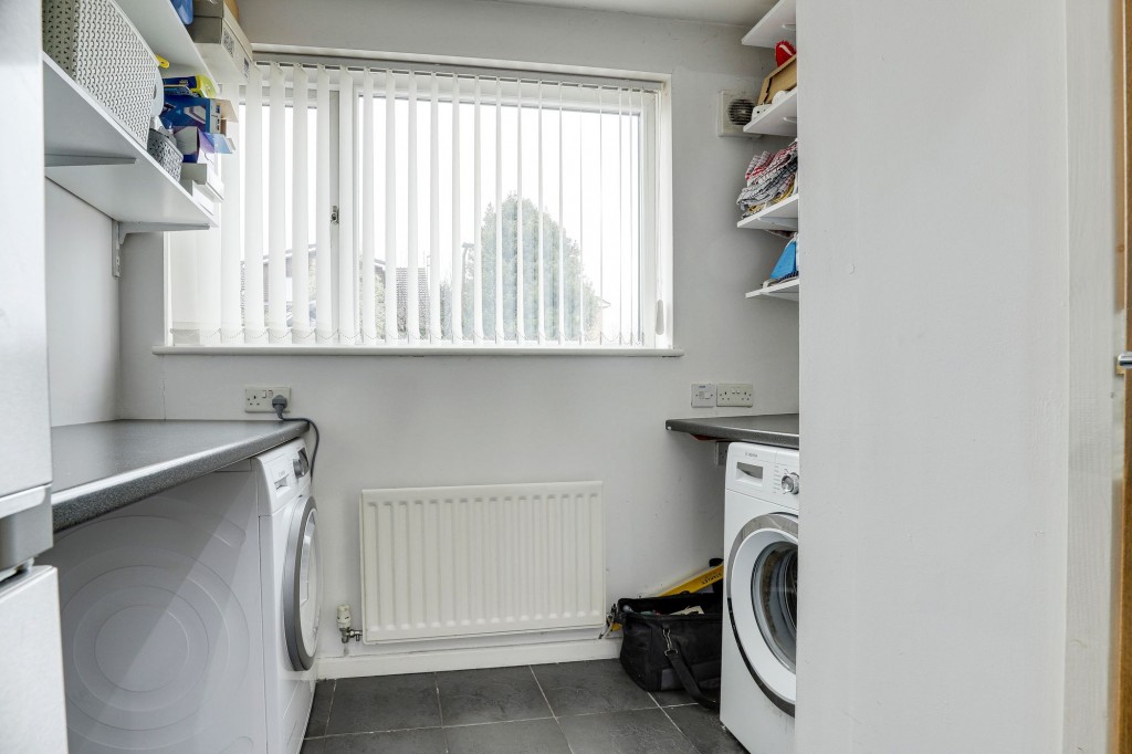 Standhill Avenue, Carlton, NG4