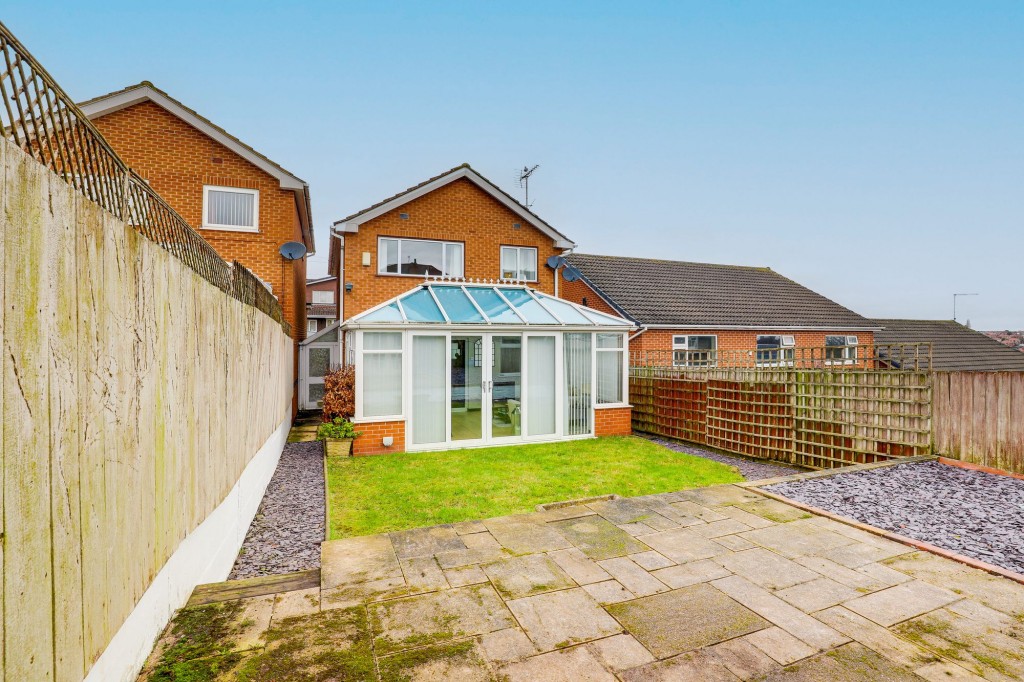 Standhill Avenue, Carlton, NG4