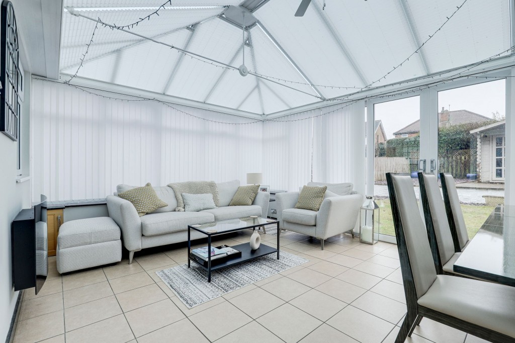 Standhill Avenue, Carlton, NG4