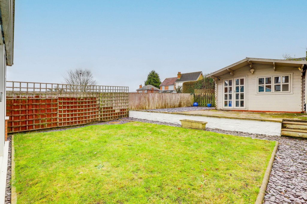 Standhill Avenue, Carlton, NG4