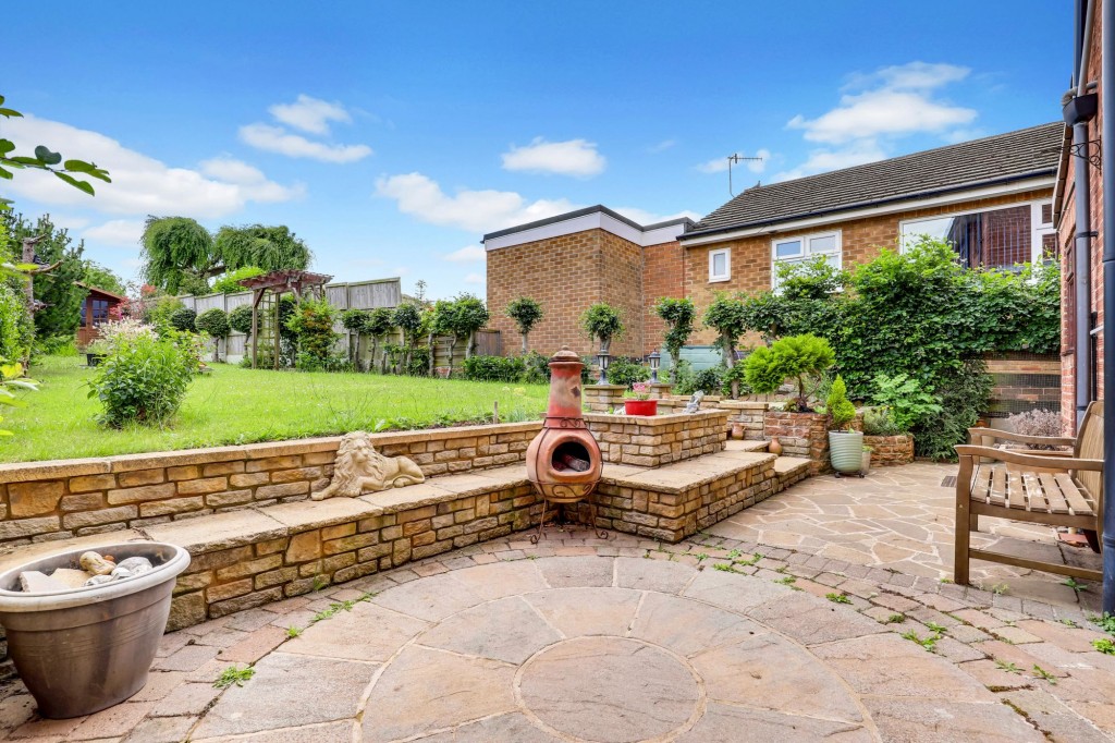 Rolleston Drive, Arnold, NG5
