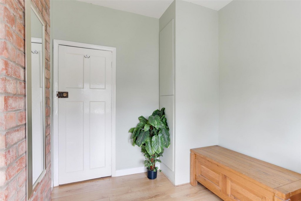 Lock Lane, Sandiacre, NG10