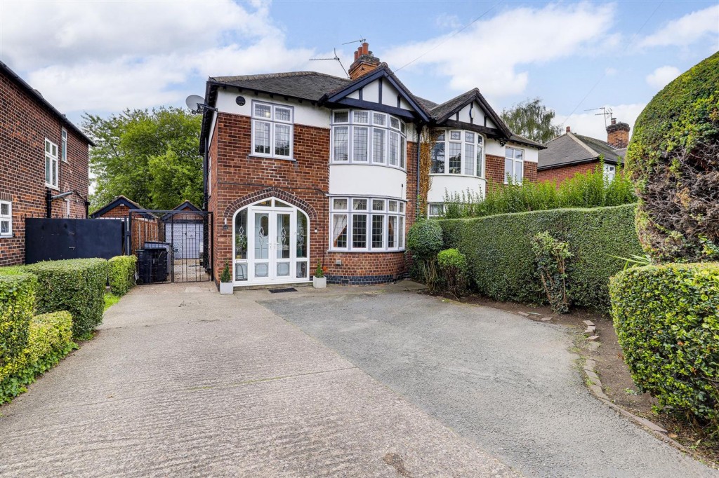 Derby Road, Beeston, NG9