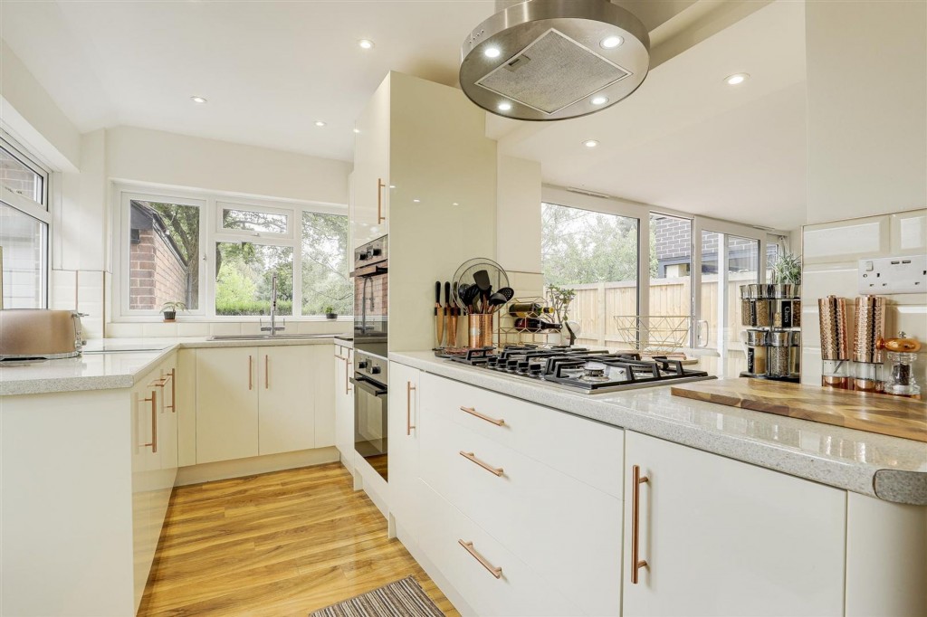 Derby Road, Beeston, NG9