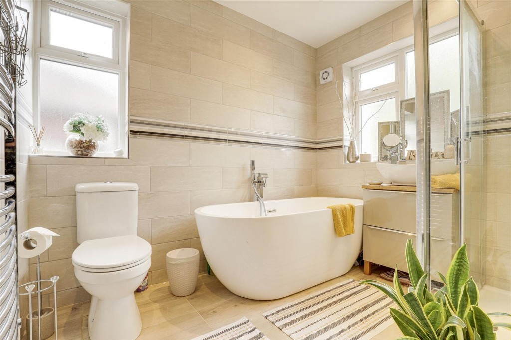 Derby Road, Beeston, NG9