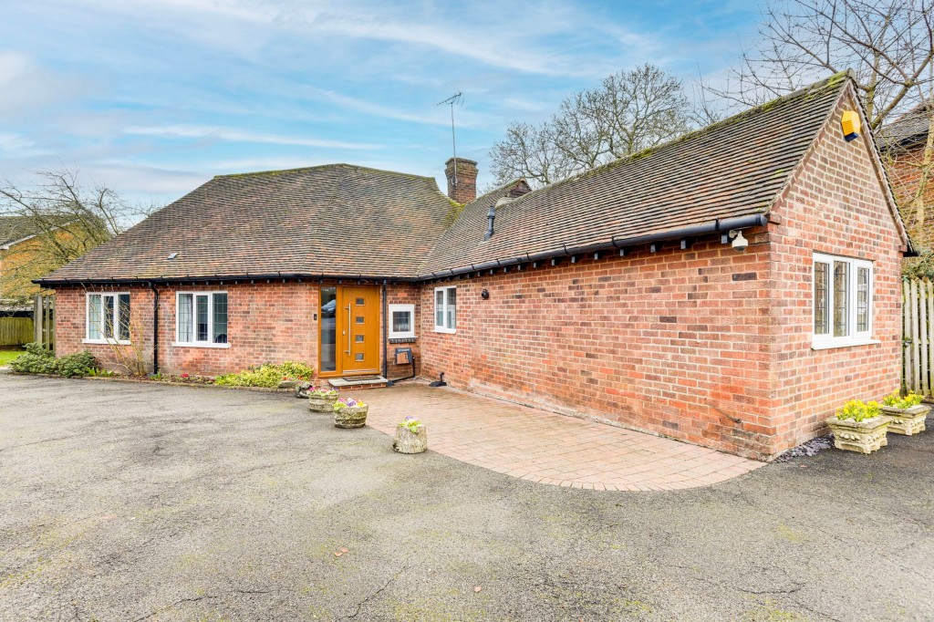Woodford Road, Hucknall, NG15