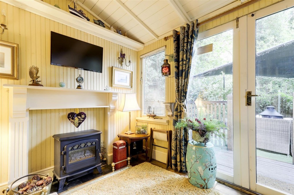 Willow Crescent, Gedling, NG4