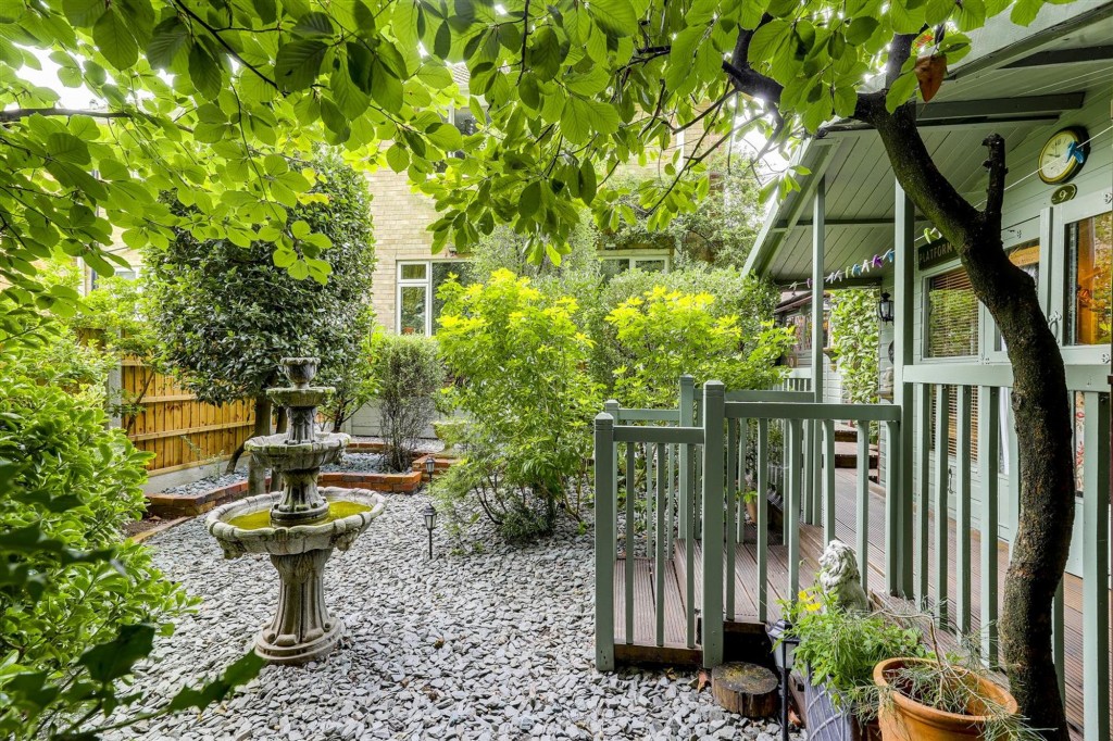 Willow Crescent, Gedling, NG4