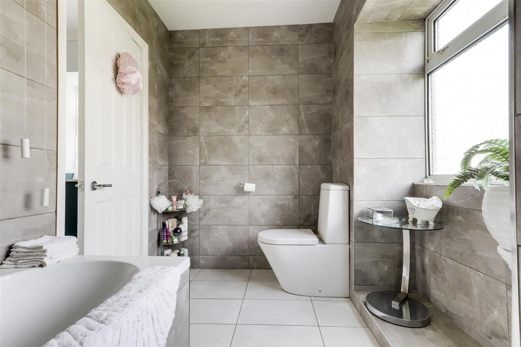 Canver Close, Nottingham, NG8