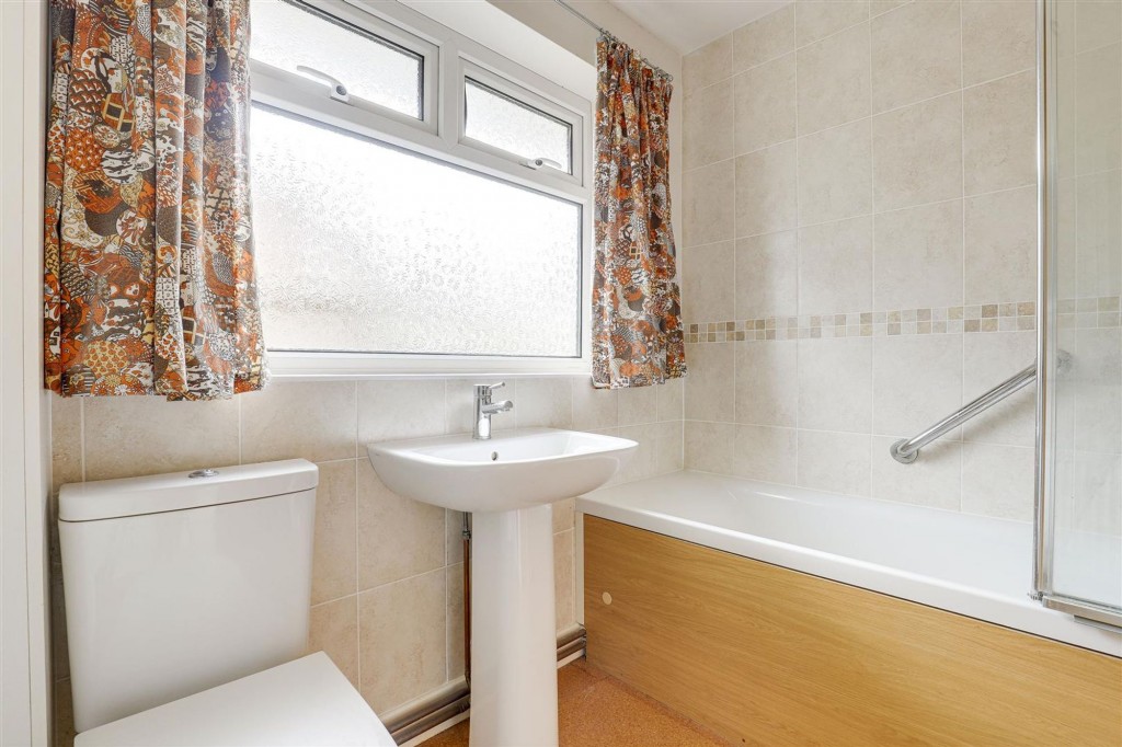 Pinfold Close, Woodborough, NG14