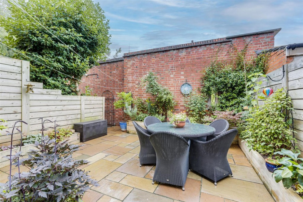 St. Albans Road, Bestwood Village, NG6