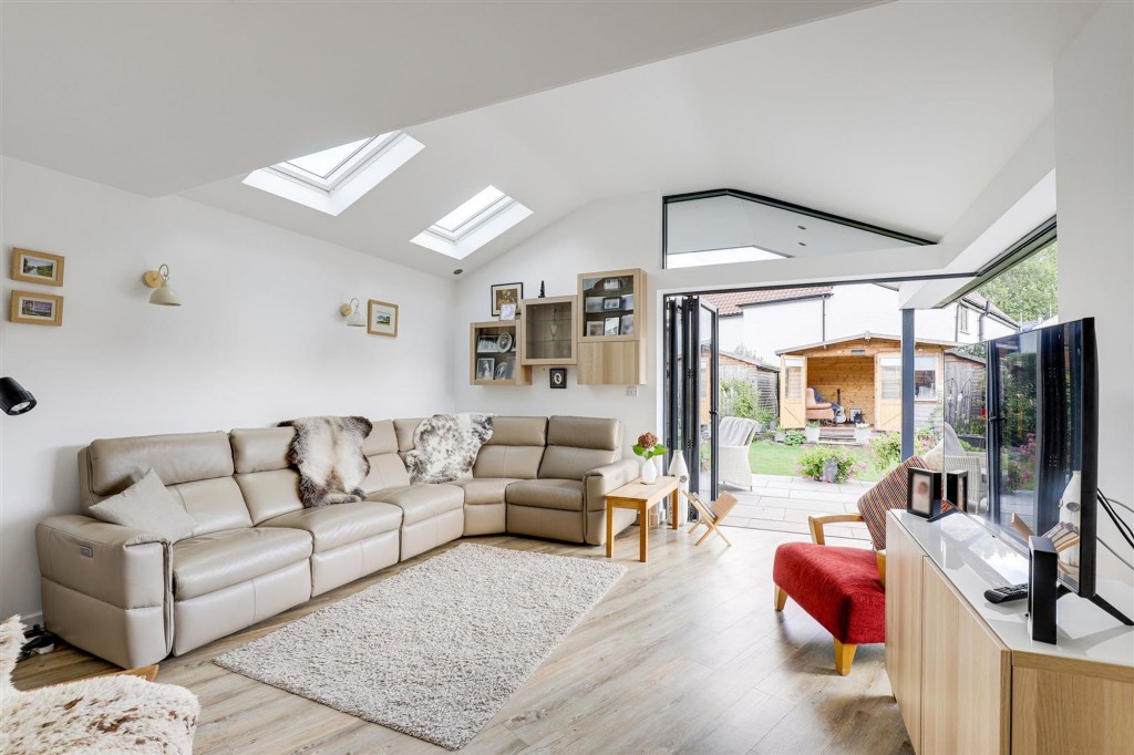 Broadmead, Burton Joyce, NG14