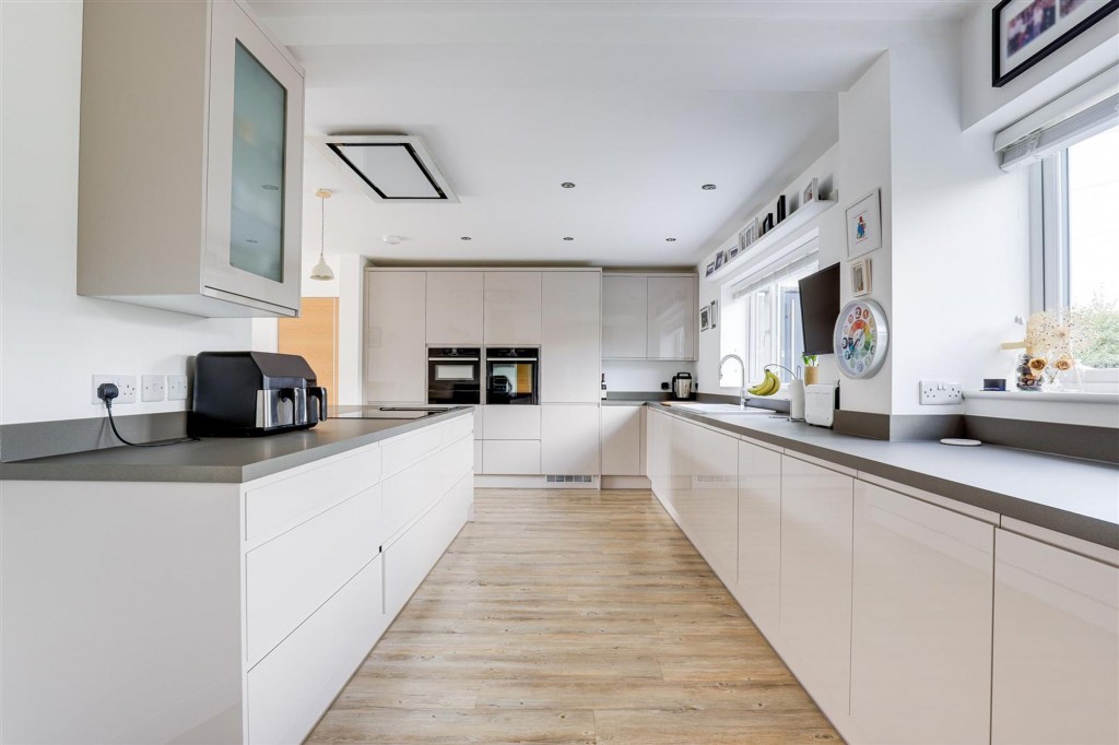 Broadmead, Burton Joyce, NG14