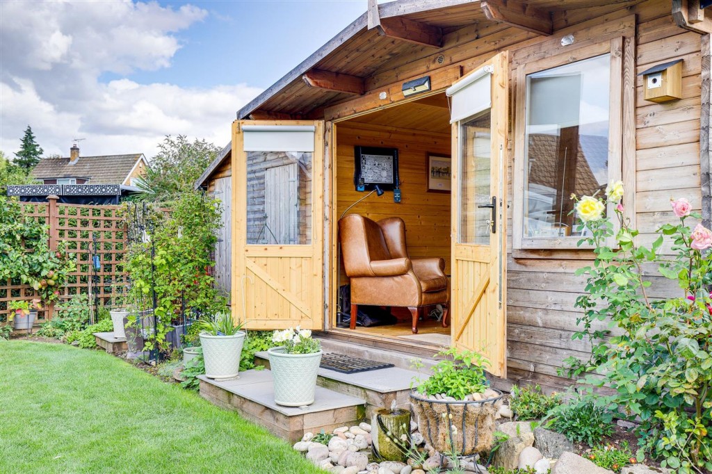 Broadmead, Burton Joyce, NG14