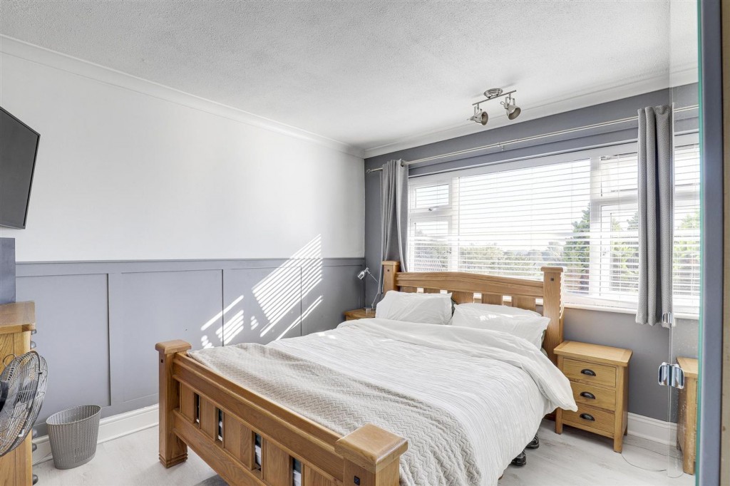 Gloucester Avenue, Sandiacre, NG10