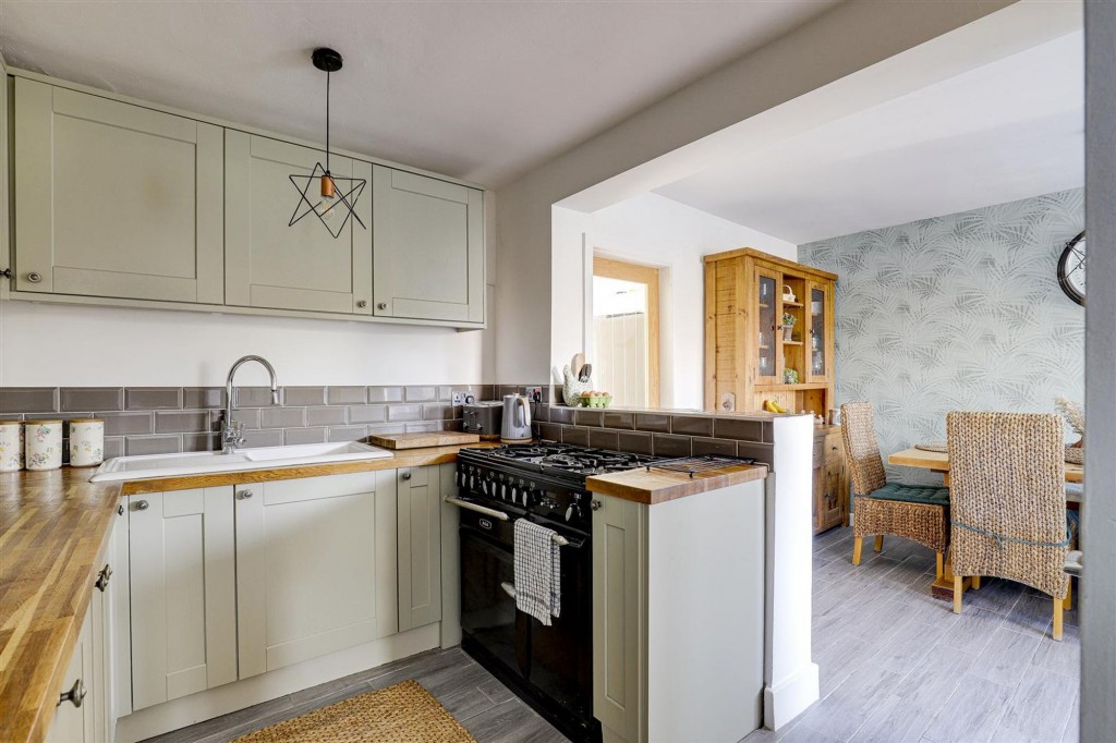 Gloucester Avenue, Sandiacre, NG10