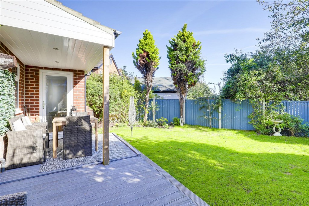 Gloucester Avenue, Sandiacre, NG10