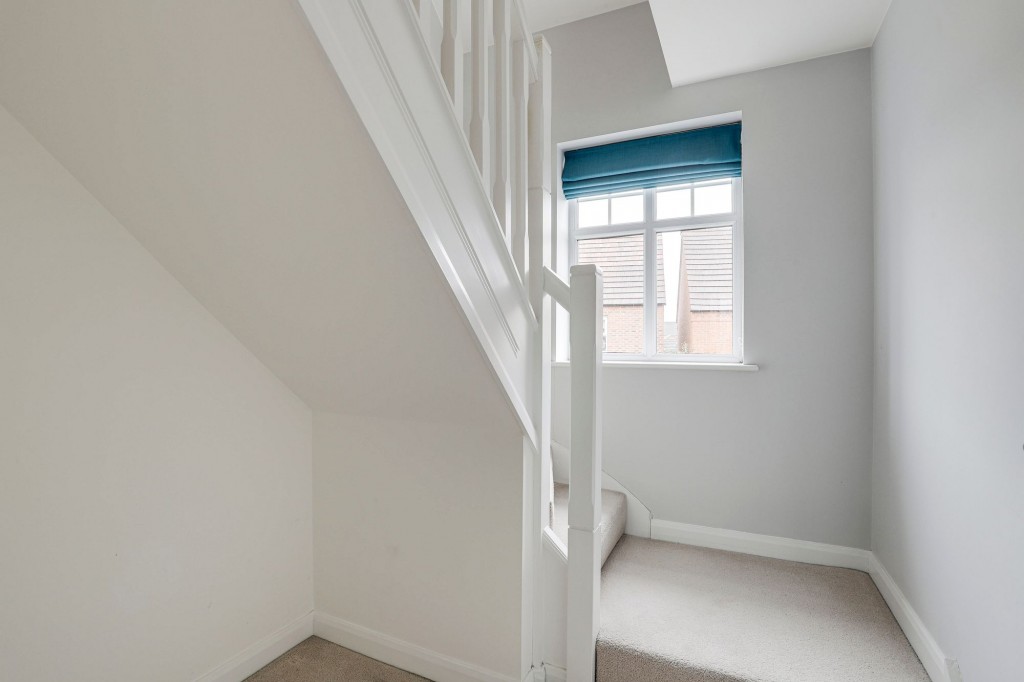 Latin Grove, Hucknall, NG15