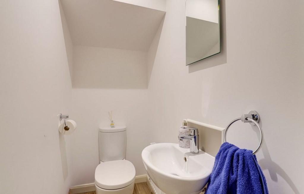 Latin Grove, Hucknall, NG15