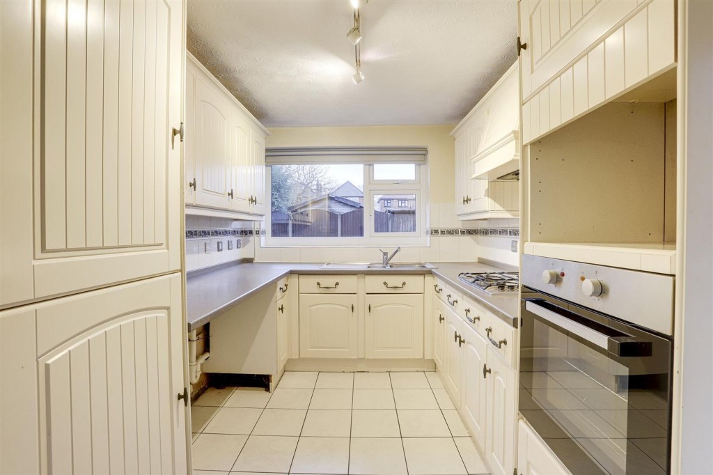 Rothbury Avenue, Trowell, NG9